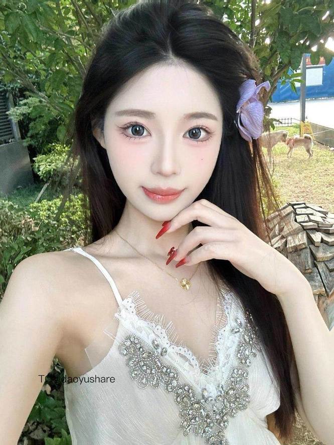 抖音 草莓熊啵啵–作品资源合集-图欢社